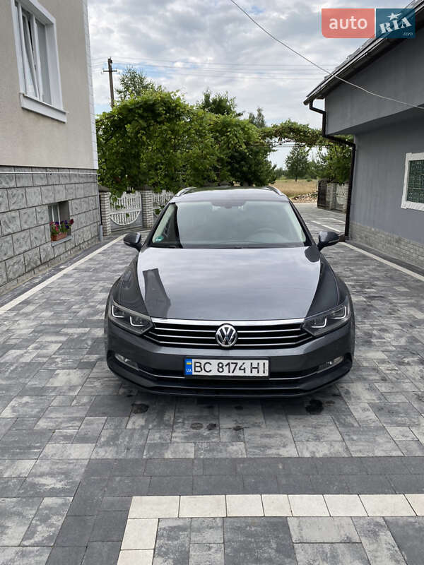 Универсал Volkswagen Passat 2015 в Каменке-Бугской