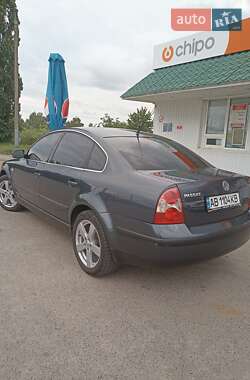 Седан Volkswagen Passat 2001 в 