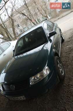 Седан Volkswagen Passat 1998 в 