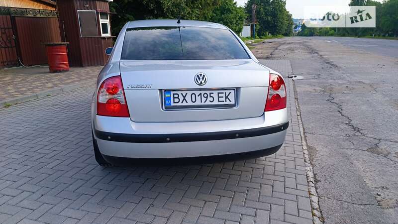 Седан Volkswagen Passat 2001 в Красилові