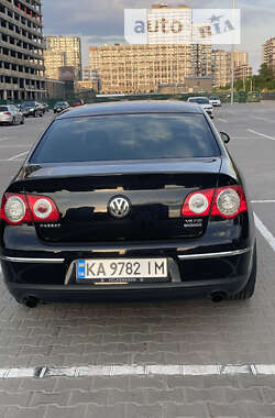 Седан Volkswagen Passat 2006 в Киеве