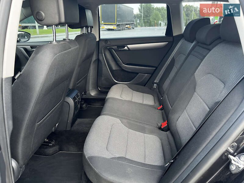 Универсал Volkswagen Passat 2011 в Днепре
