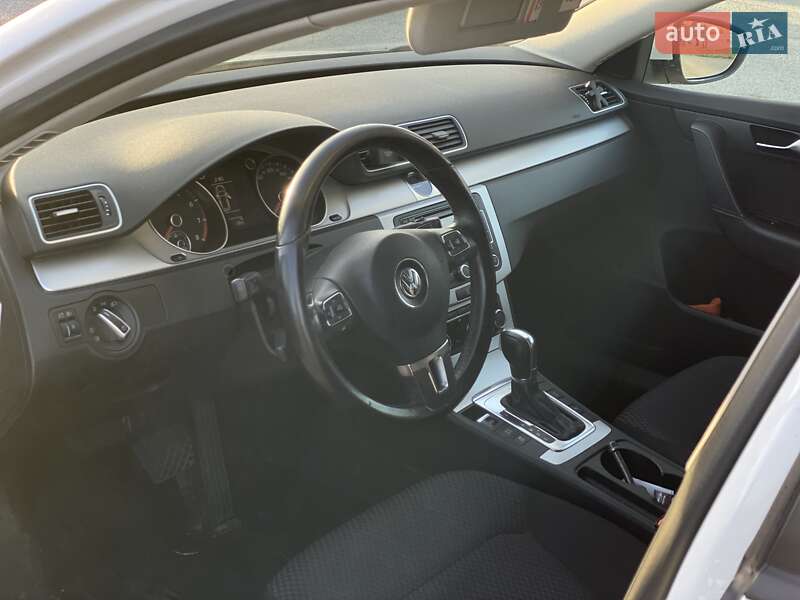 Универсал Volkswagen Passat 2011 в Шепетовке