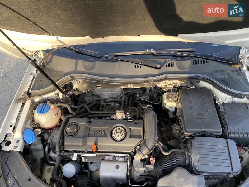 Универсал Volkswagen Passat 2011 в Шепетовке