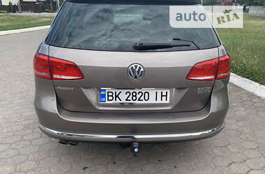 Универсал Volkswagen Passat 2011 в Костополе