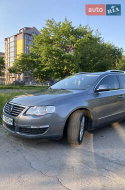 Універсал Volkswagen Passat 2007 в Калуші