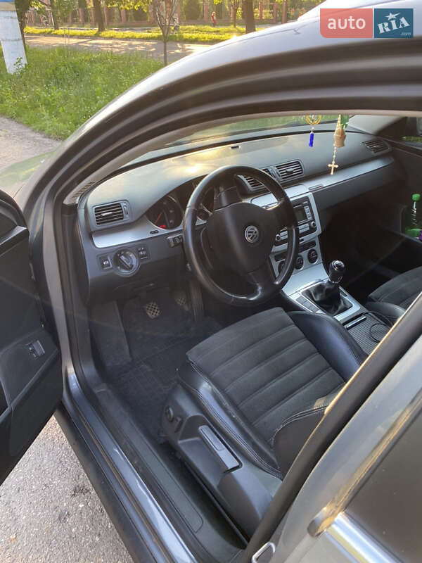 Універсал Volkswagen Passat 2007 в Калуші