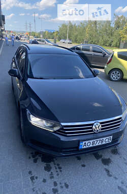 Универсал Volkswagen Passat 2015 в Ужгороде