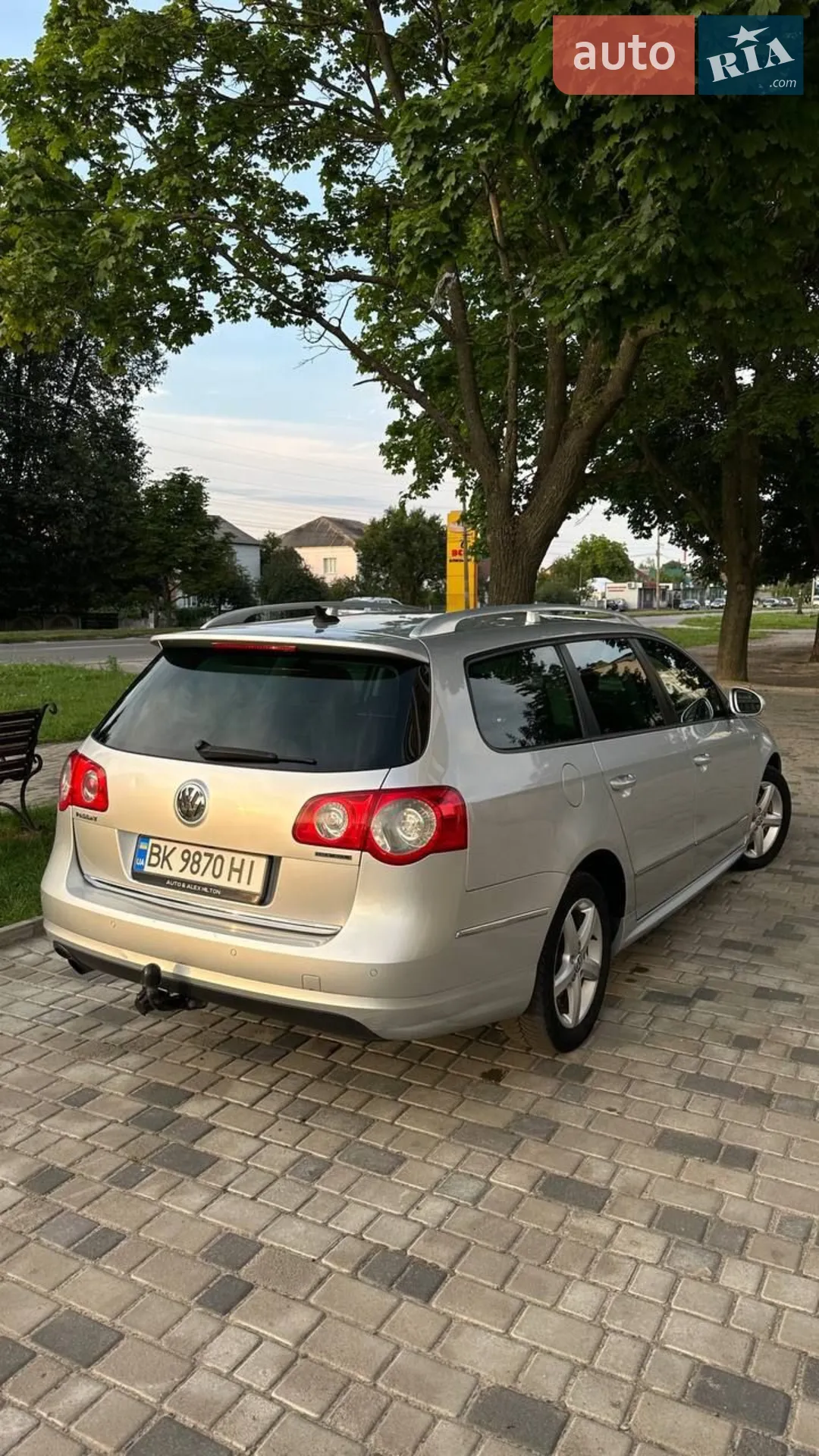 2010 Volkswagen Passat - мініатюра 6