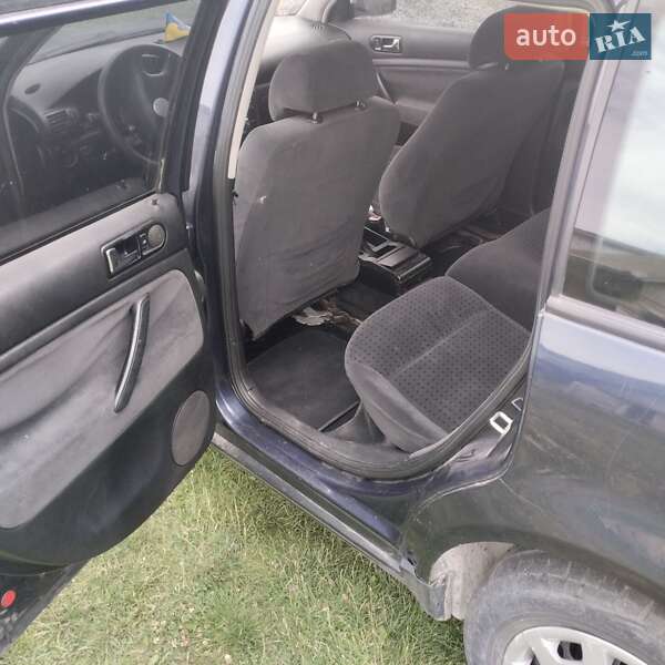 Універсал Volkswagen Passat 1998 в Тернополі