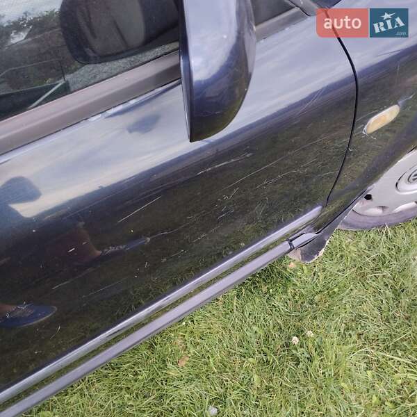 Універсал Volkswagen Passat 1998 в Тернополі