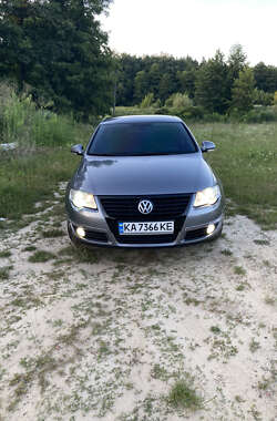 Седан Volkswagen Passat 2006 в Києві