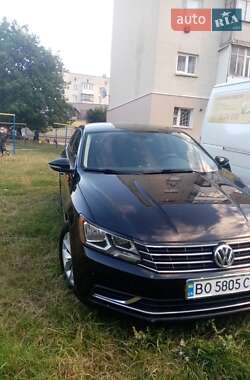 Седан Volkswagen Passat 2016 в Тернополе