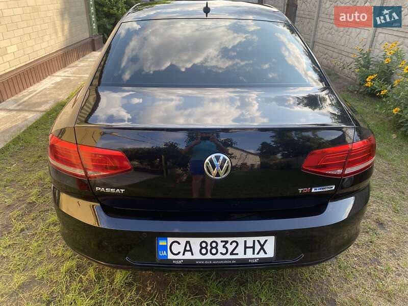 Седан Volkswagen Passat 2015 в Киеве