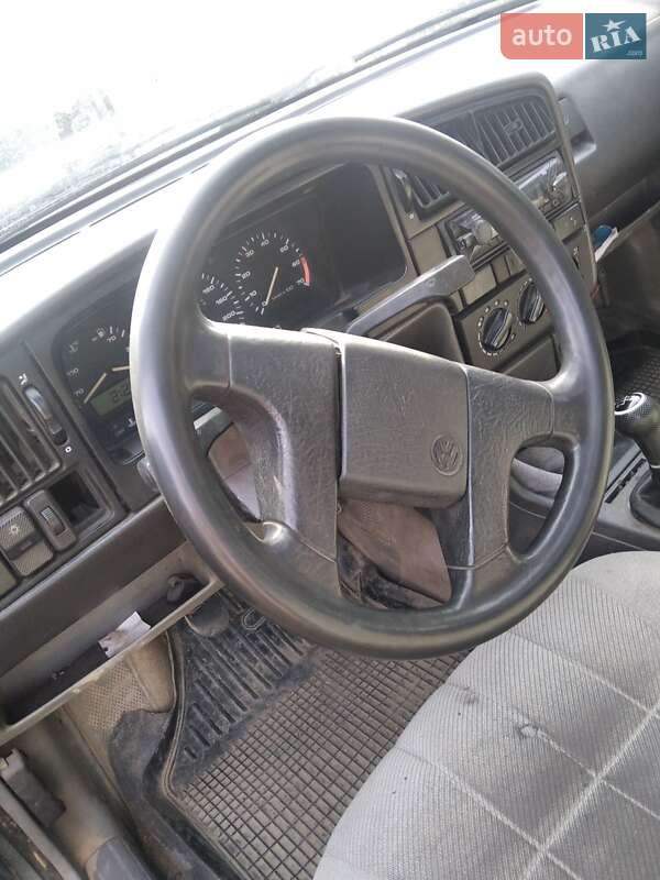 Седан Volkswagen Passat 1988 в Сокирянах