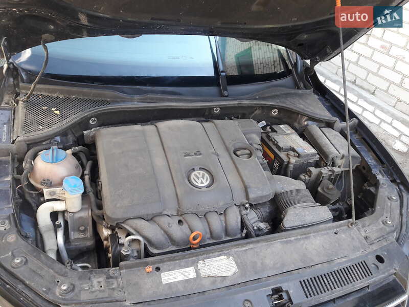 Седан Volkswagen Passat 2012 в Светловодске