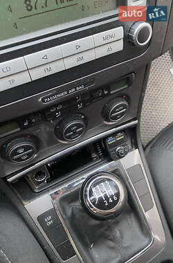 Универсал Volkswagen Passat 2008 в 