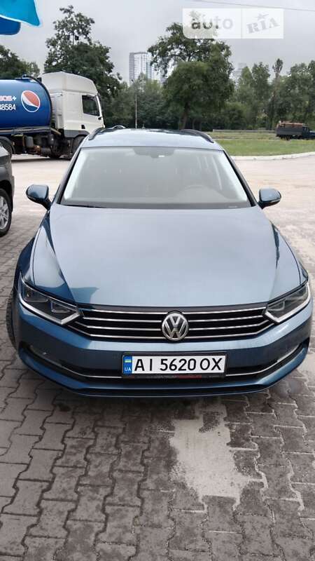 Універсал Volkswagen Passat 2015 в Києві