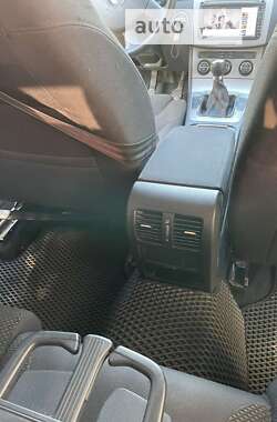 Седан Volkswagen Passat 2005 в 