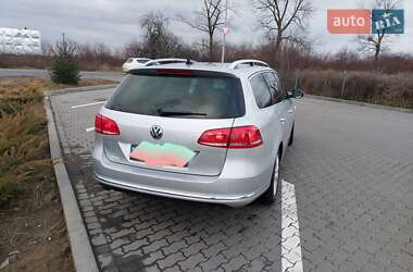 Універсал Volkswagen Passat 2012 в 