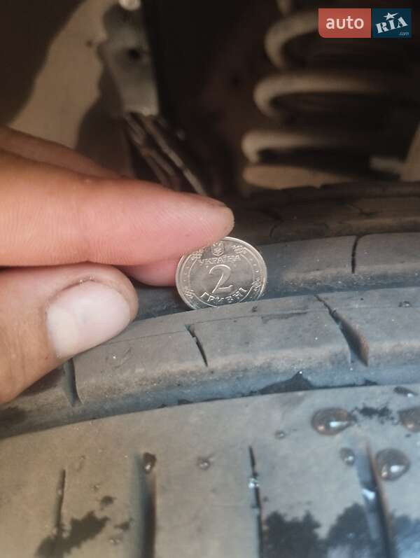 Седан Volkswagen Passat 2000 в Доброполье