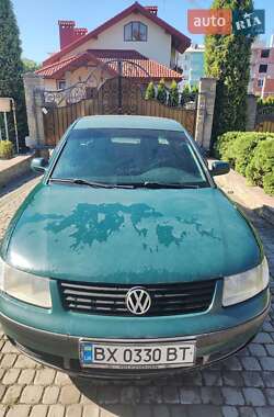 Седан Volkswagen Passat 1999 в Каменец-Подольском