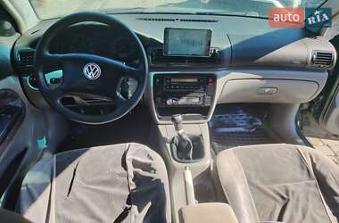 Седан Volkswagen Passat 1999 в Каменец-Подольском