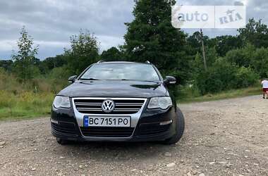 Універсал Volkswagen Passat 2009 в Дрогобичі