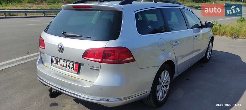 Универсал Volkswagen Passat 2011 в Киеве