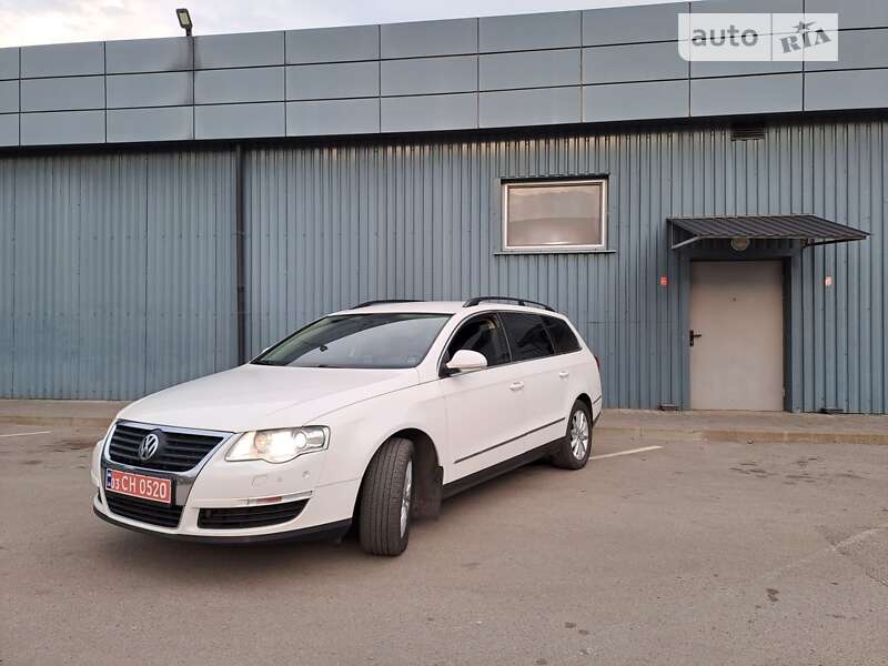 Універсал Volkswagen Passat 2010 в Знам'янці