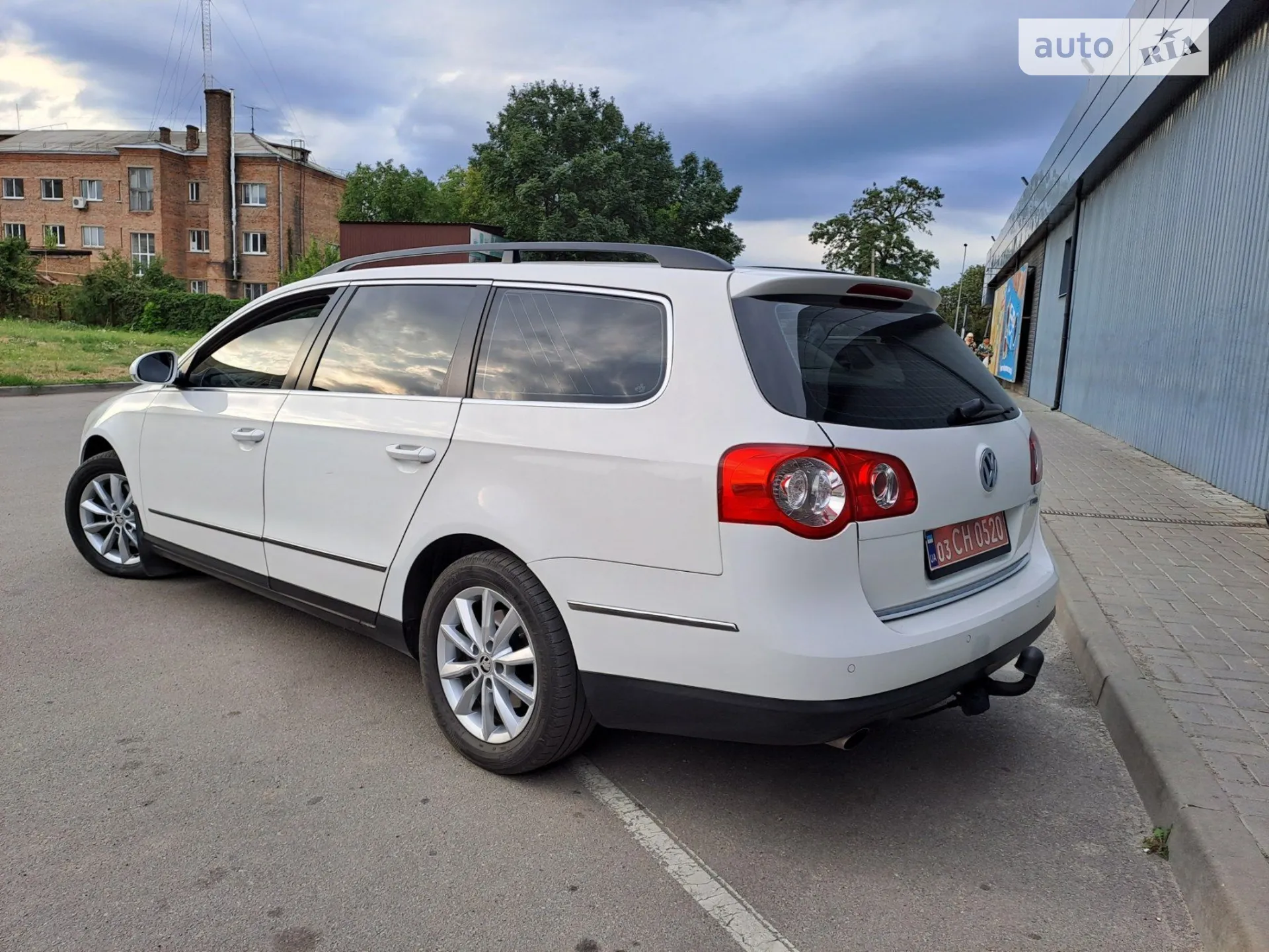 2010 Volkswagen Passat - мініатюра 13