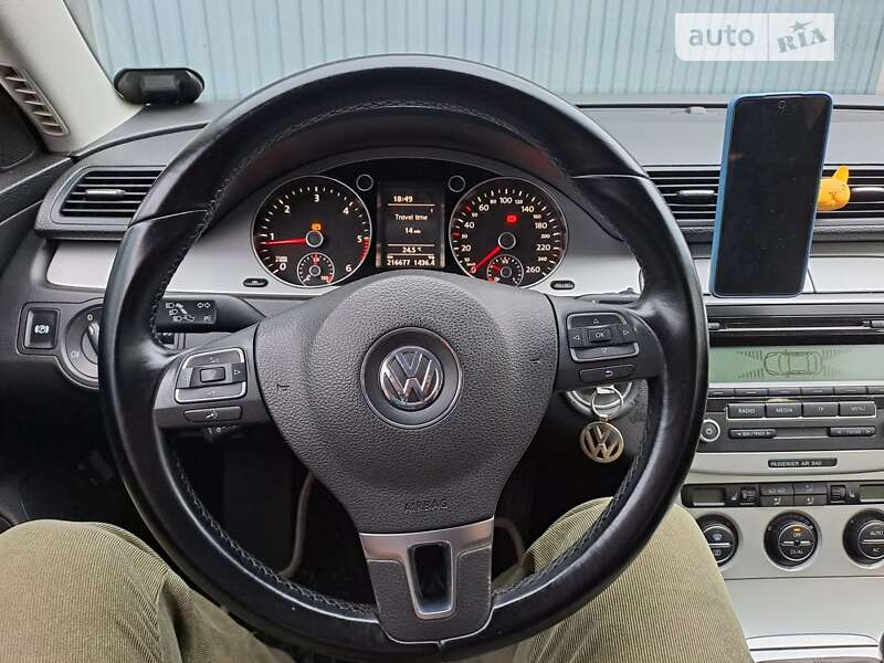 Універсал Volkswagen Passat 2010 в Знам'янці