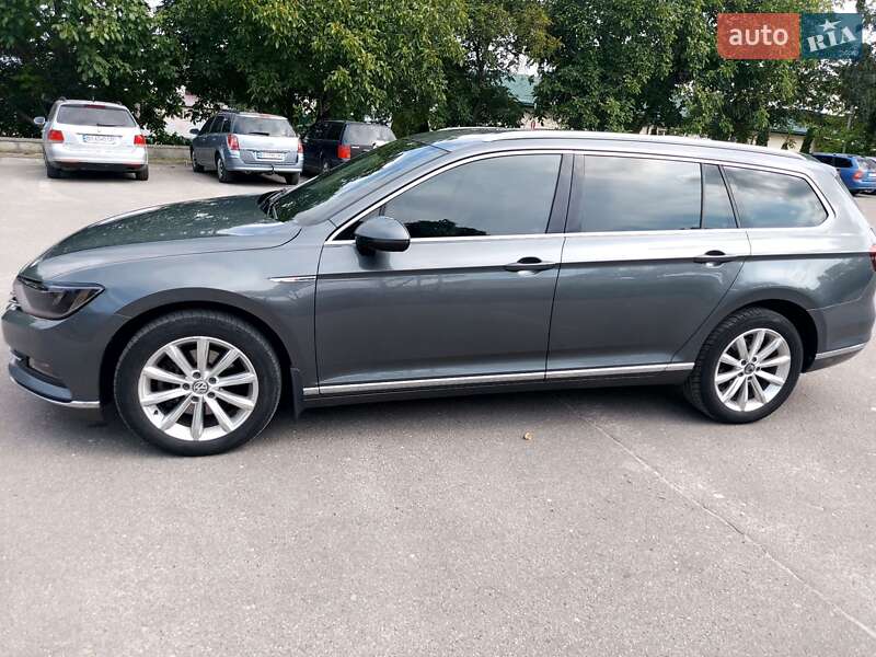 Універсал Volkswagen Passat 2015 в Тернополі