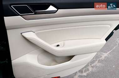 Универсал Volkswagen Passat 2015 в 