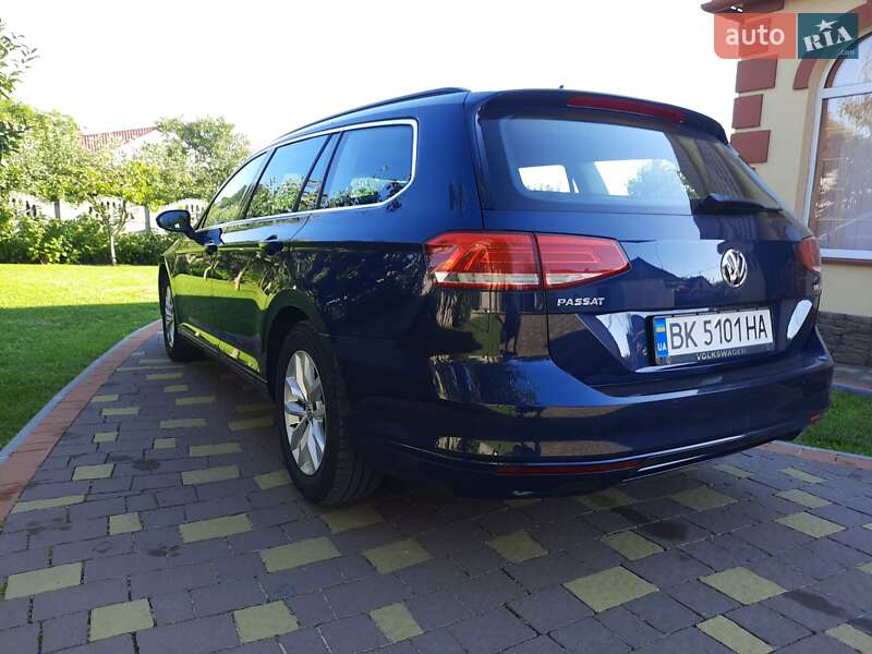 Универсал Volkswagen Passat 2015 в Радивилове