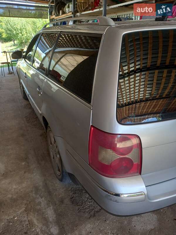 Универсал Volkswagen Passat 2005 в Одессе