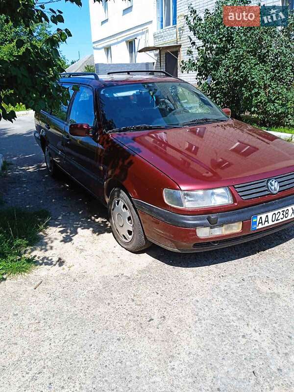Универсал Volkswagen Passat 1996 в Черкассах