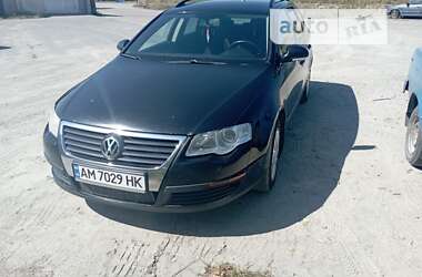 Универсал Volkswagen Passat 2009 в Звягеле