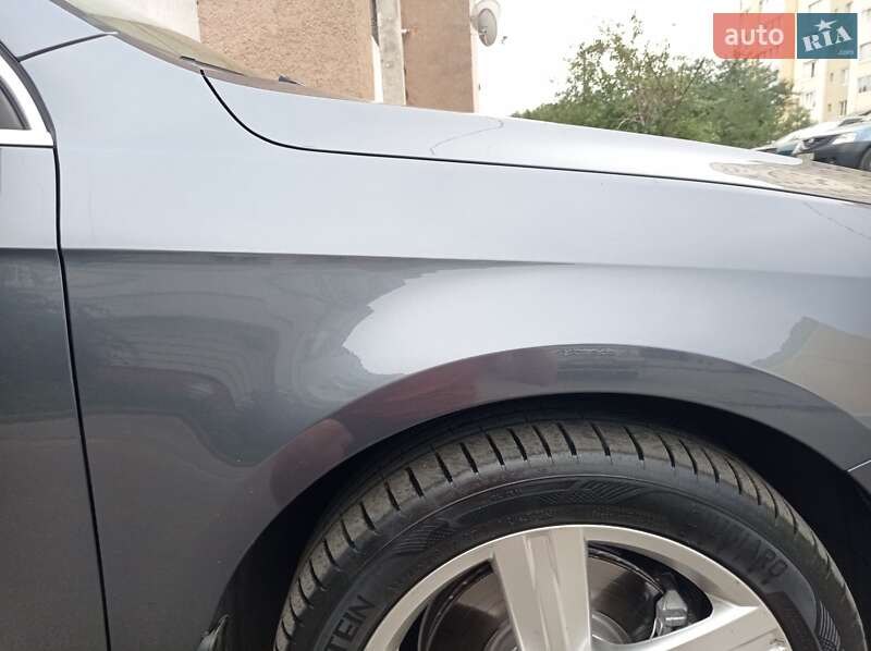 Універсал Volkswagen Passat 2011 в Львові