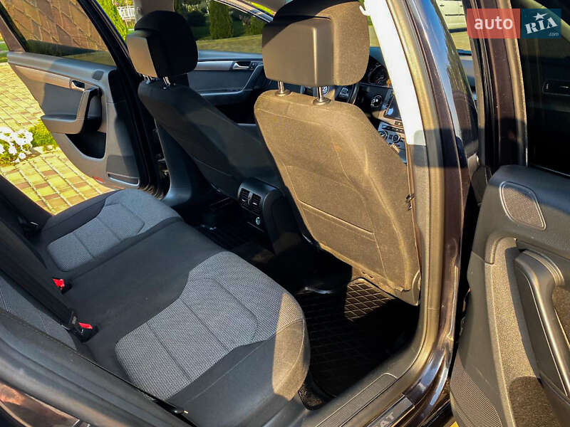 Универсал Volkswagen Passat 2012 в Берегово