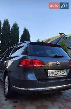 Універсал Volkswagen Passat 2013 в Одесі