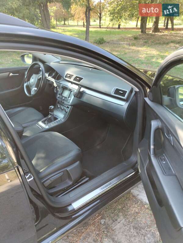 Универсал Volkswagen Passat 2014 в Павлограде фото 11 Универсал Volkswagen Passat 2014 в Павлограде