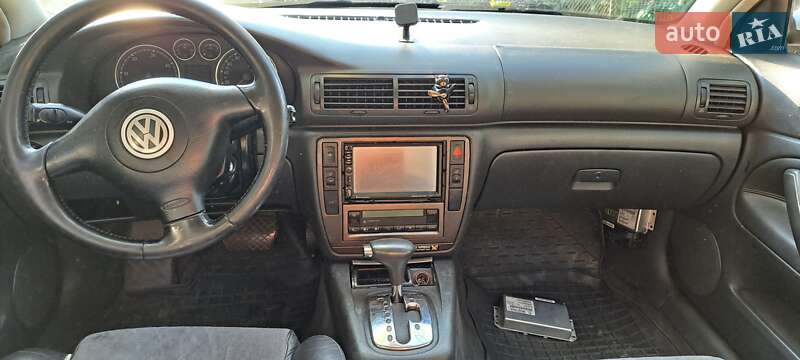 Универсал Volkswagen Passat 2003 в Одессе