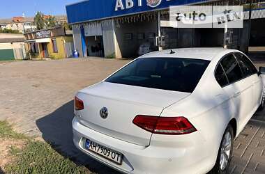 Седан Volkswagen Passat 2018 в Славянске