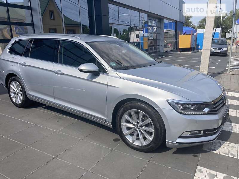 Универсал Volkswagen Passat 2019 в Луцке