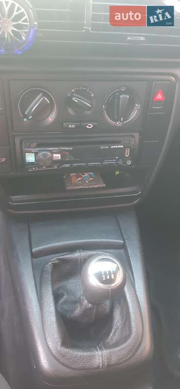 Седан Volkswagen Passat 2001 в Томашполі