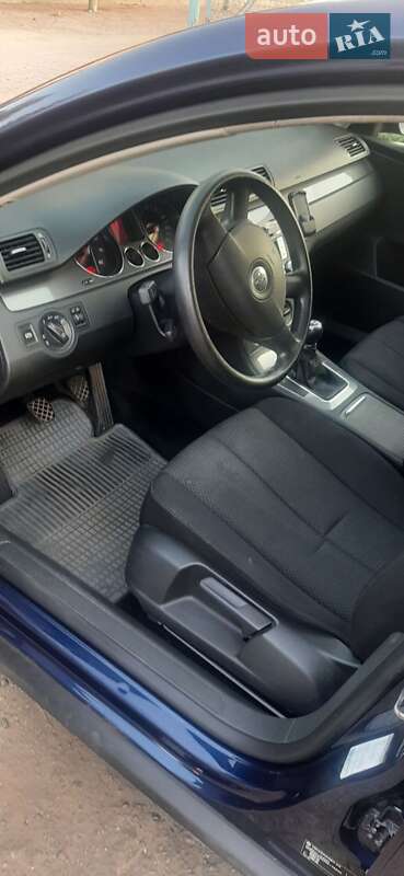 Універсал Volkswagen Passat 2008 в Жмеринці