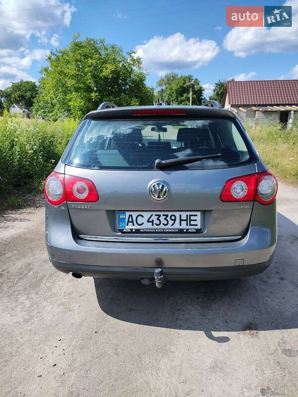 Універсал Volkswagen Passat 2005 в Луцьку