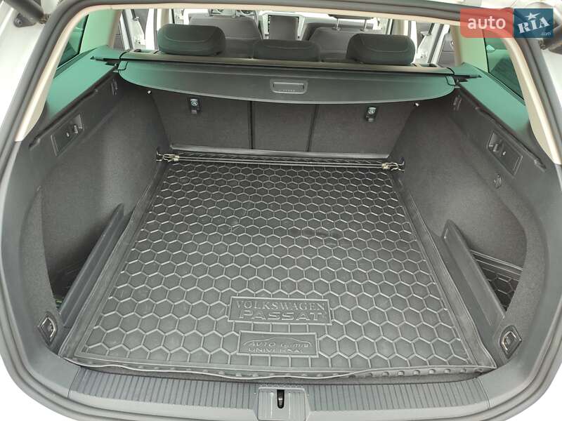 Універсал Volkswagen Passat 2017 в Вишгороді