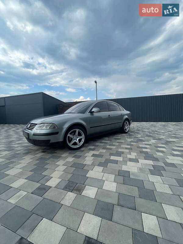 Седан Volkswagen Passat 2004 в Полтаві